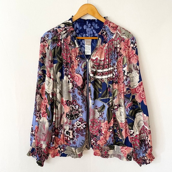 CHICO'S Size 3 XL Reversible Jacket Multi Color and Blue Floral Full Zip Pockets - Picture 1 of 10